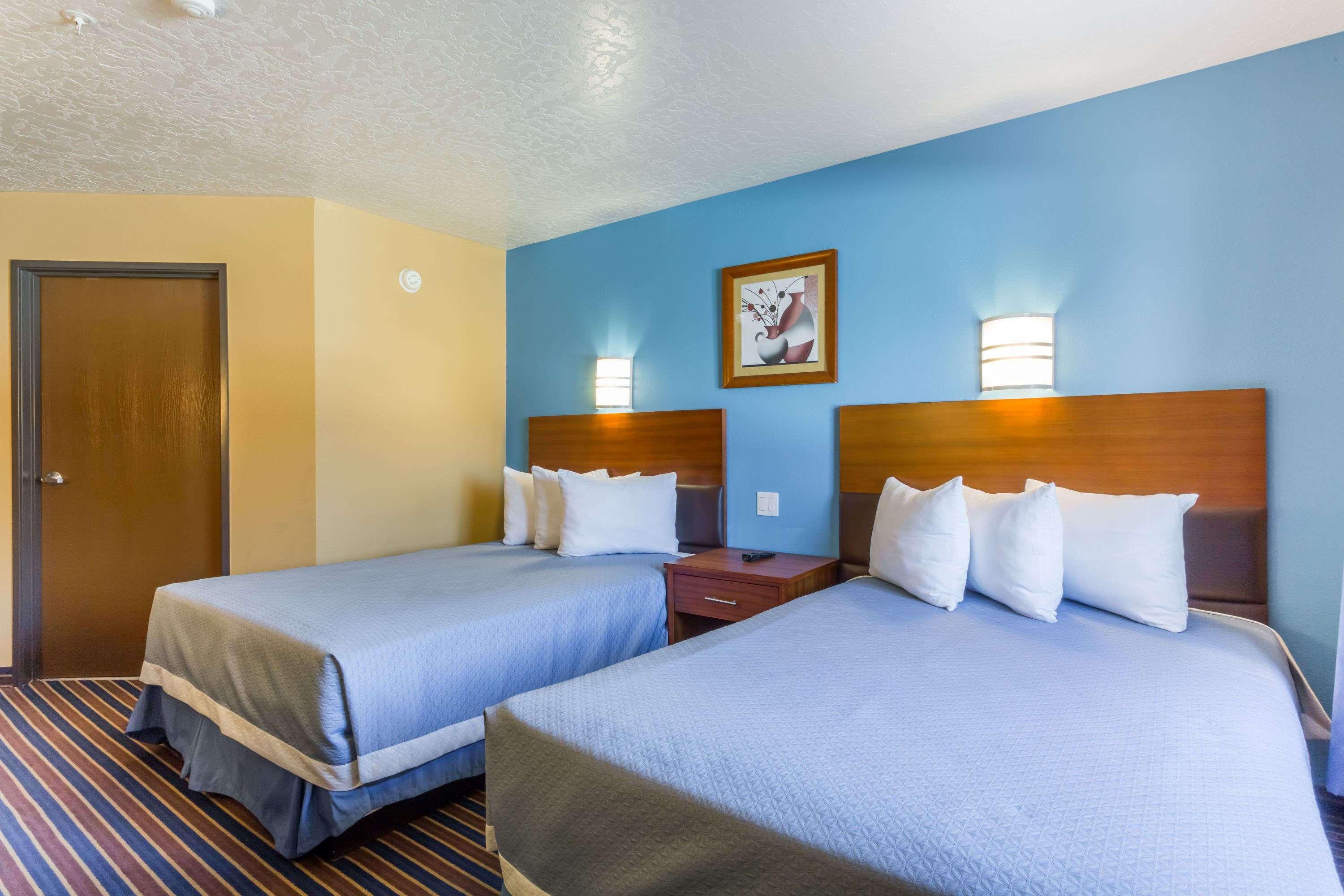 Days Inn By Wyndham Vernal Esterno foto
